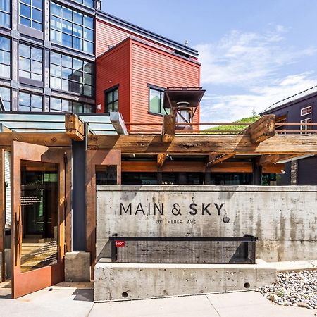 Main & Sky Villa Park City Bagian luar foto