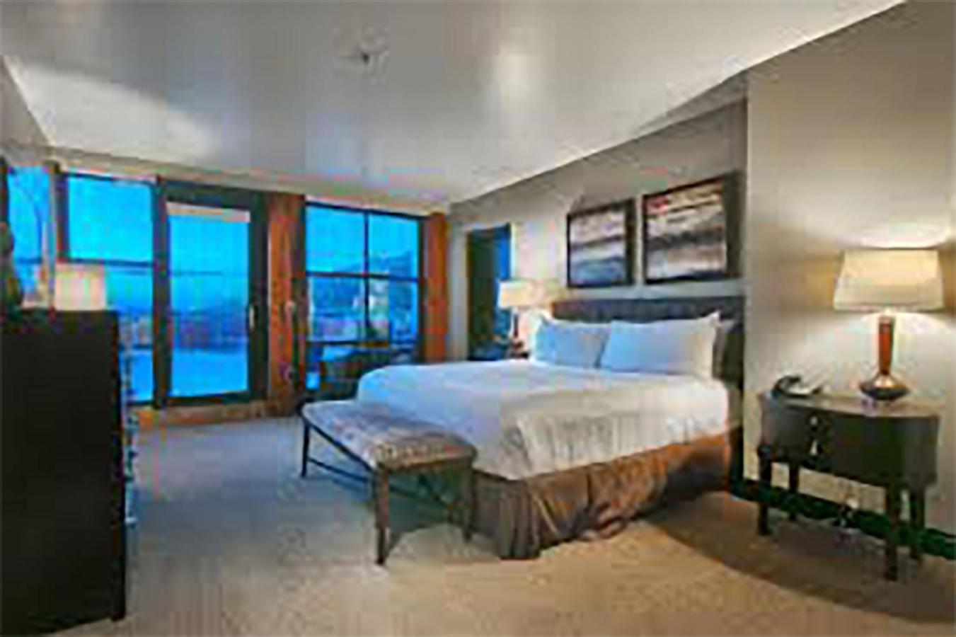 Main & Sky Villa Park City Bagian luar foto