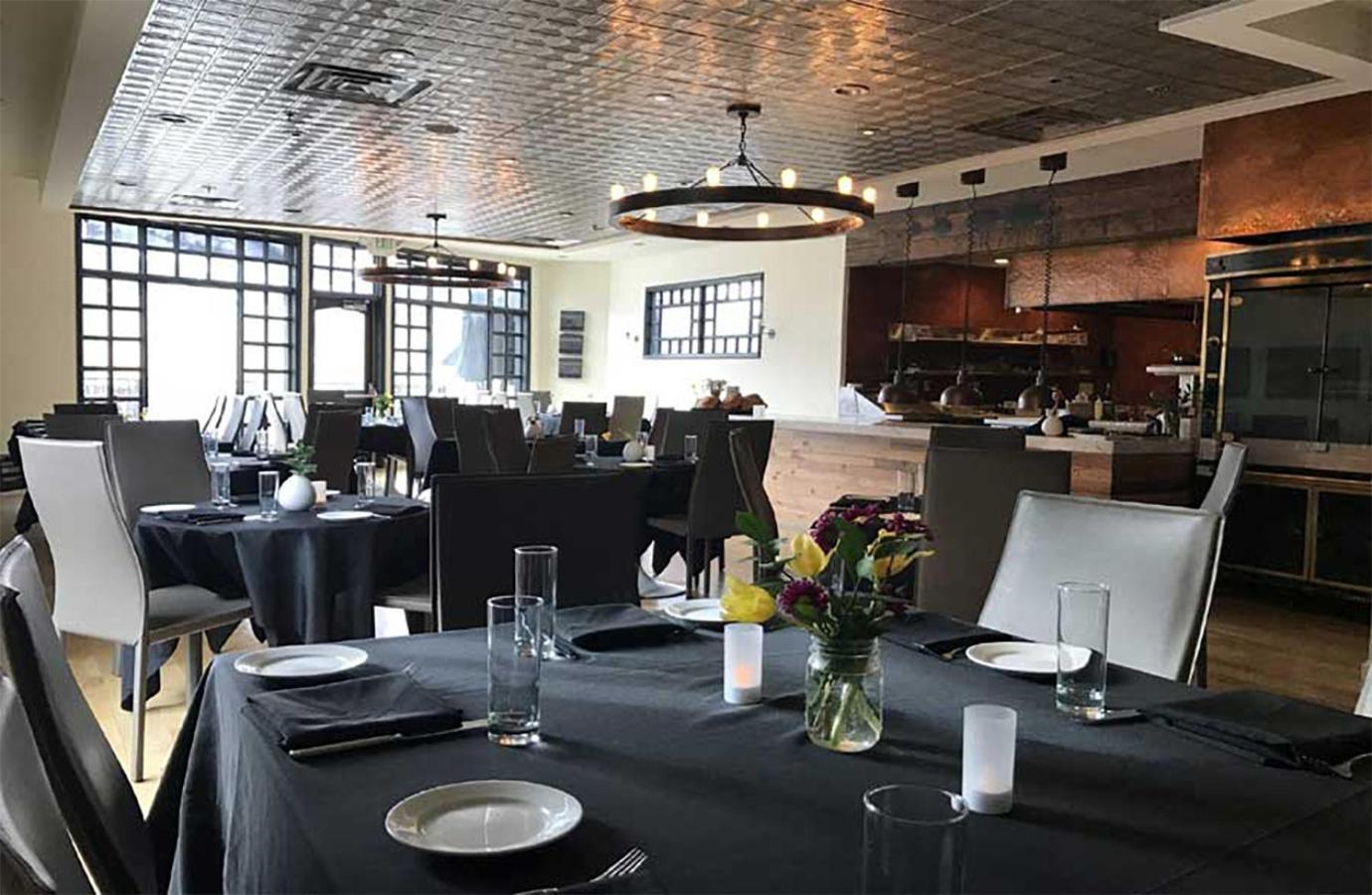 Main & Sky Villa Park City Bagian luar foto