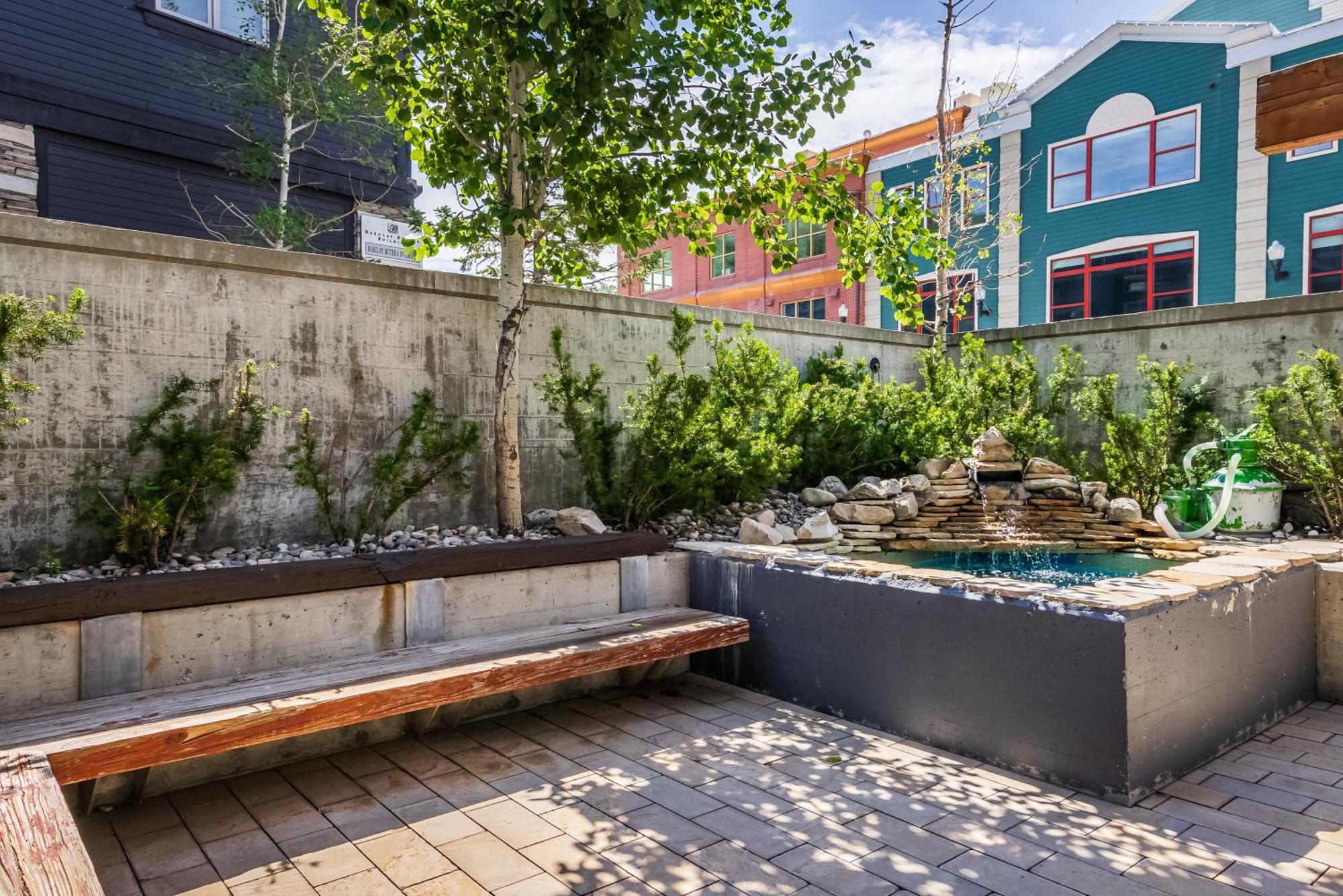 Main & Sky Villa Park City Bagian luar foto